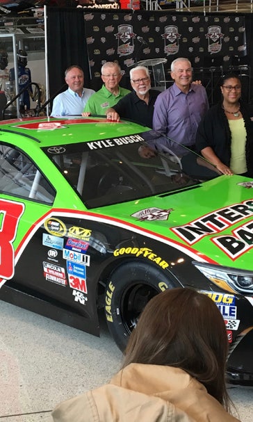 Kyle Busch joins drivers with throwback schemes for Darlington